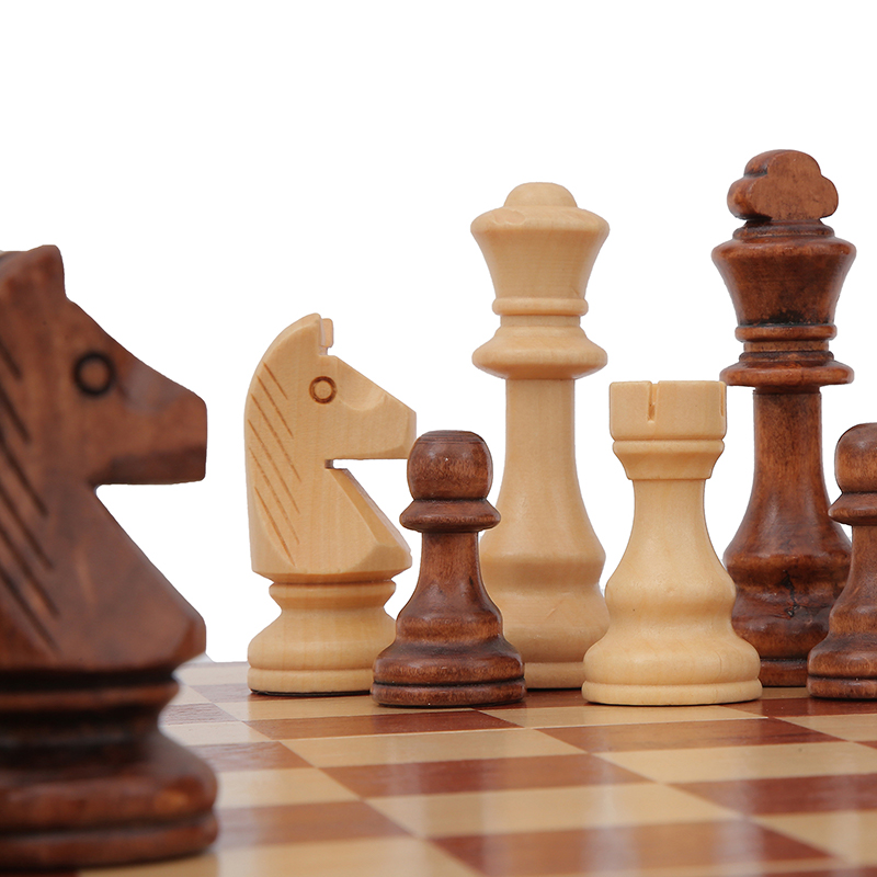 32 Pieces Wooden Chess King He - Board Game Queen review and price